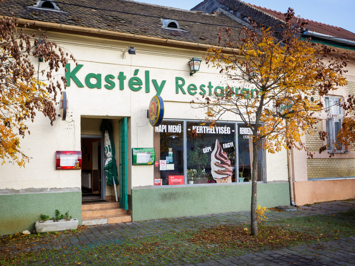 20201103_nagyteteny_0045_k_kastely_etterem