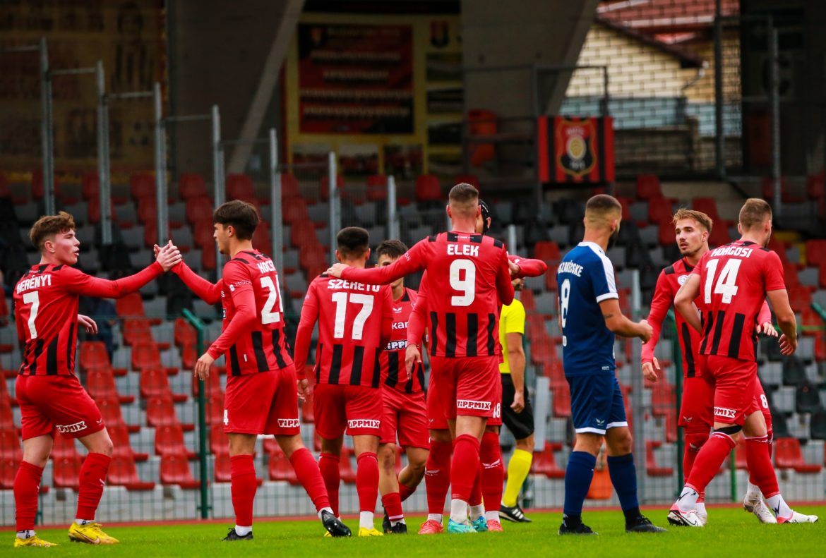 BMTE-Tiszakécske-64,,