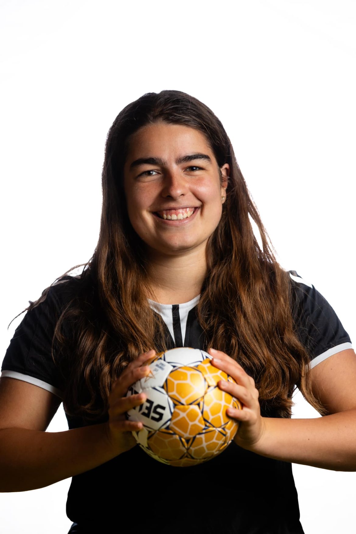 22_bkse_felnőtt női kézi_Berczik Sára_fb