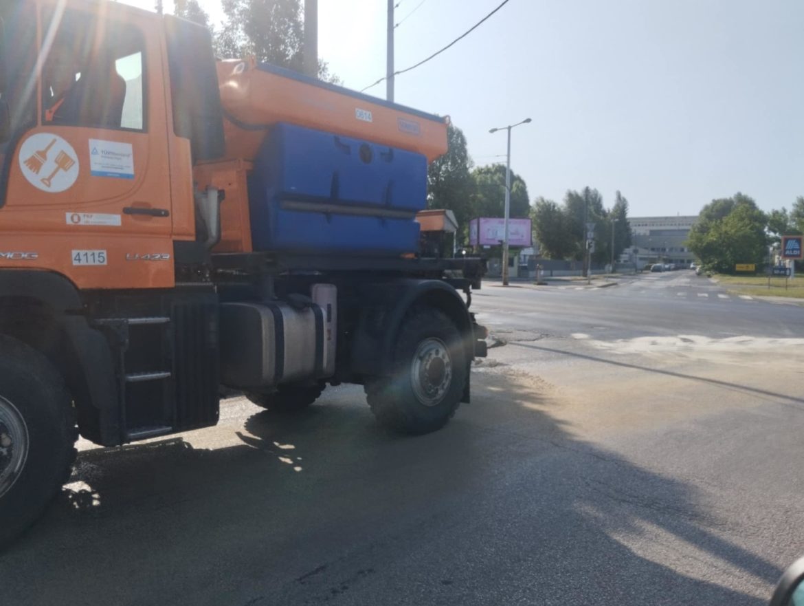 22_csúszós útszakasz_1
