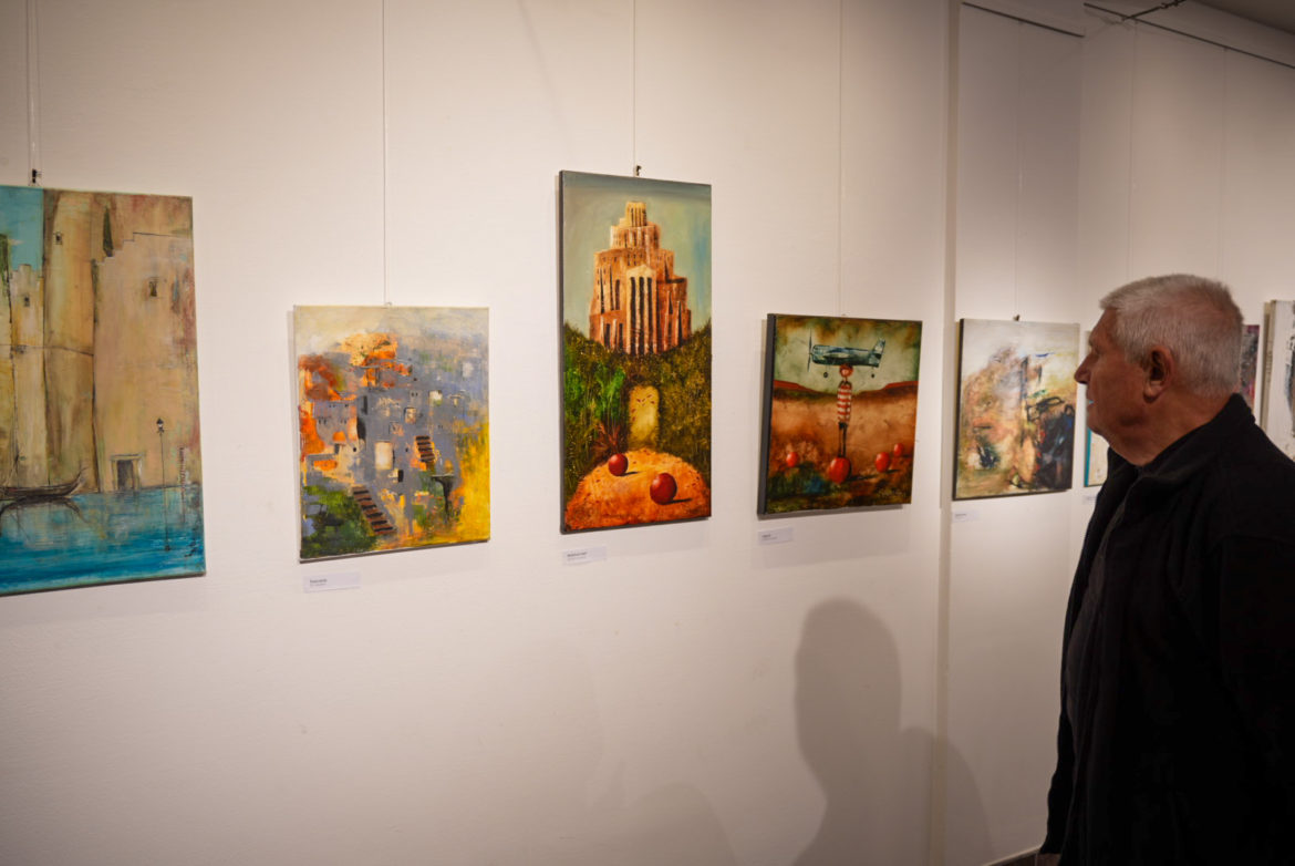 20251107-sztmartin-101