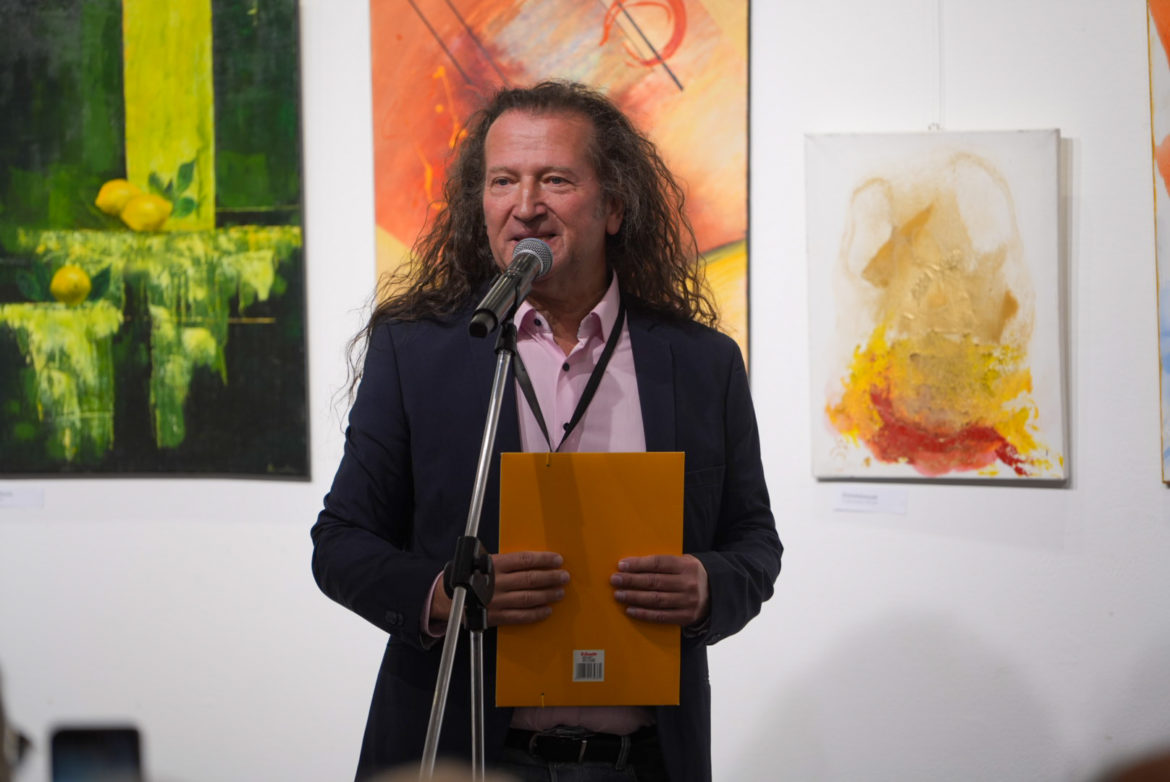 20251107-sztmartin-117