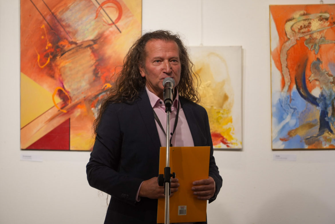 20251107-sztmartin-119