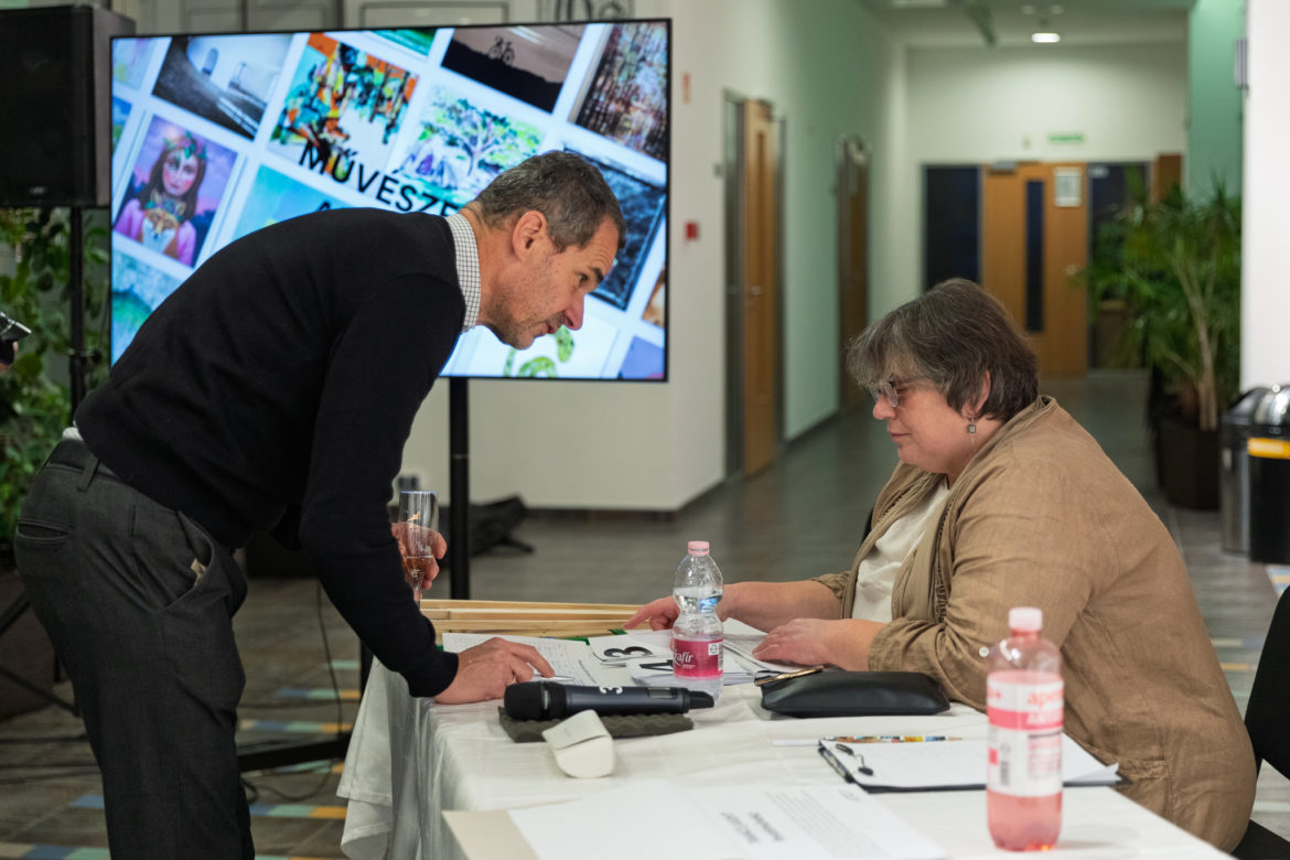 20251115_budafok_muvészeti_aukcio_0006_k