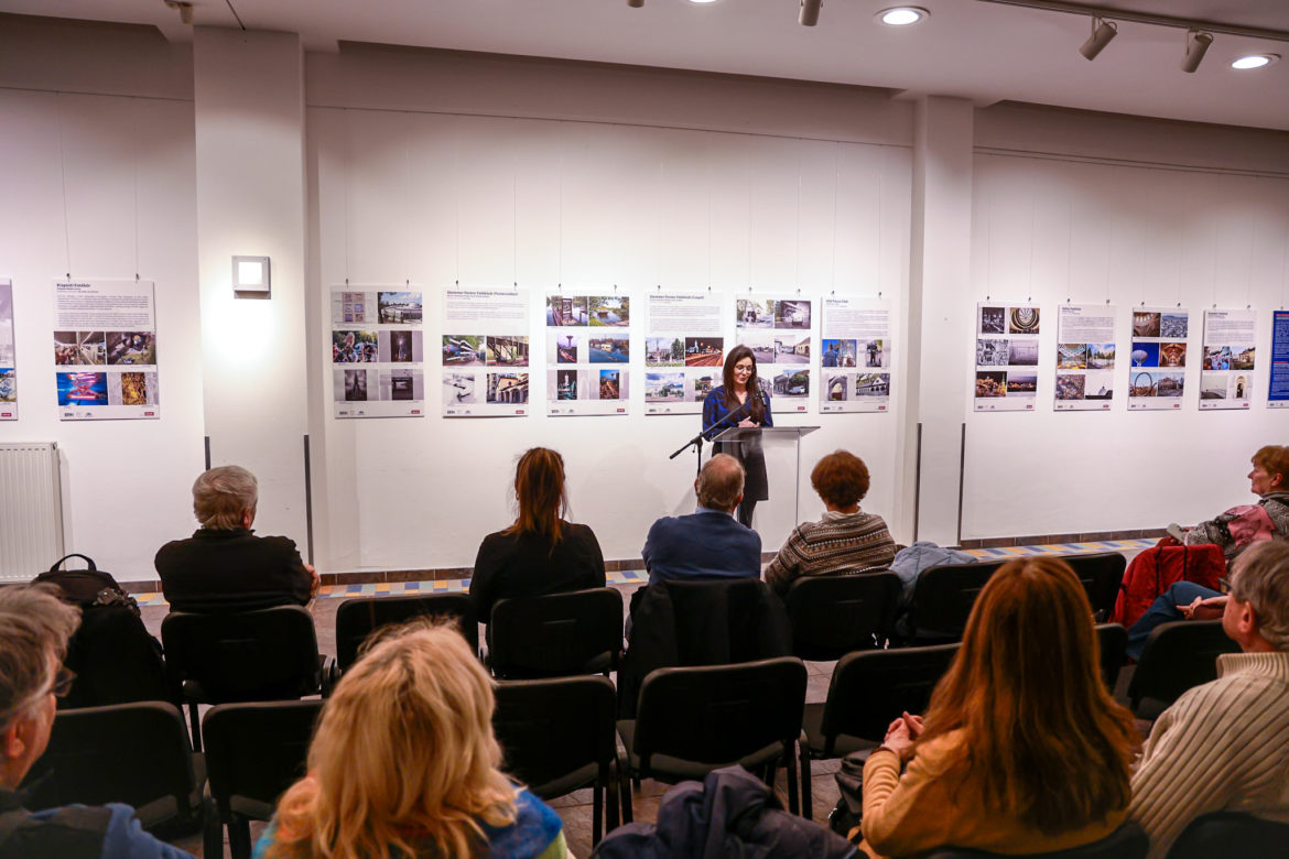 Méhész-Matus Eszter20260113-Kiállításmegnyitó Klauzál-10