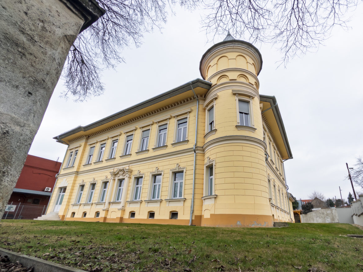 20260210_budafok_epuletek_0011_k_erzsebet_szallo