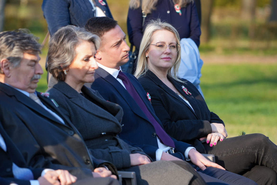 20260313_budafok_koszoruzas_26