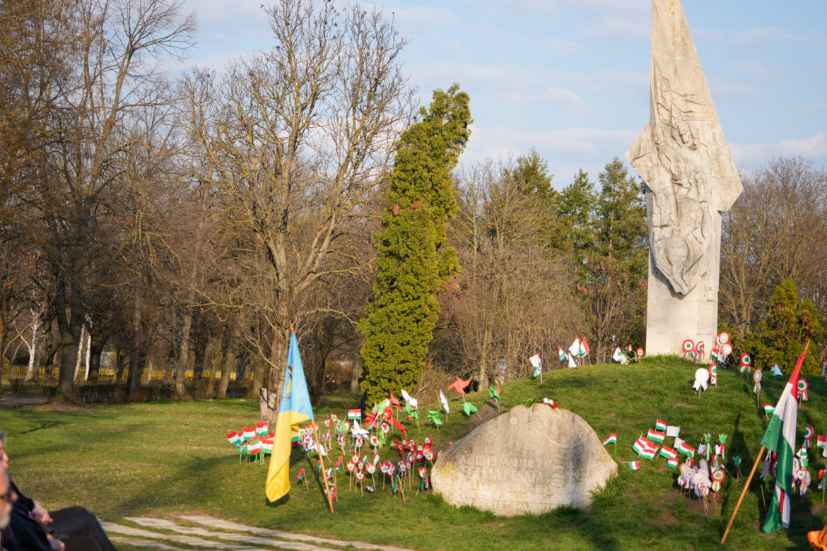 20260313_budafok_koszoruzas_28